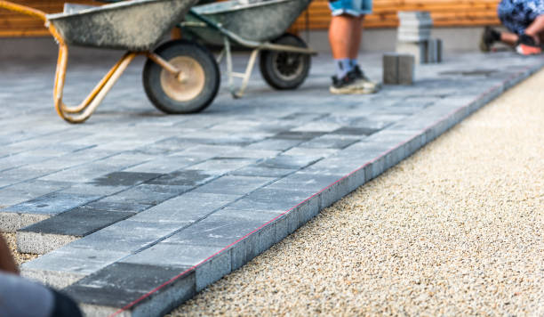 Best Concrete Driveway Installation  in Manchester, WA